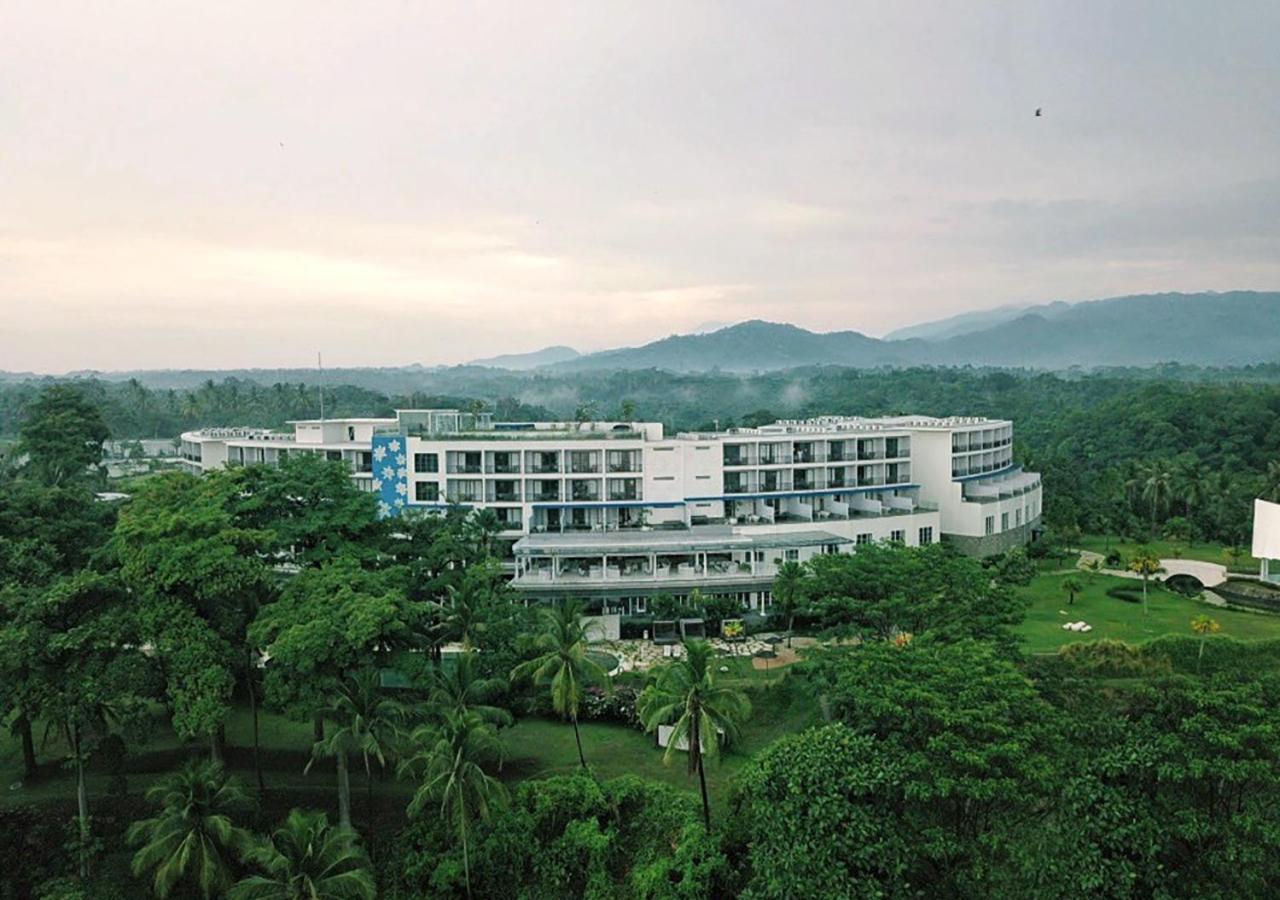 Novus Jiva Anyer Hotel Exterior photo